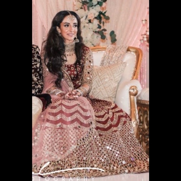 Full mirror work Bridal Lehenga - Picture 6 of 7